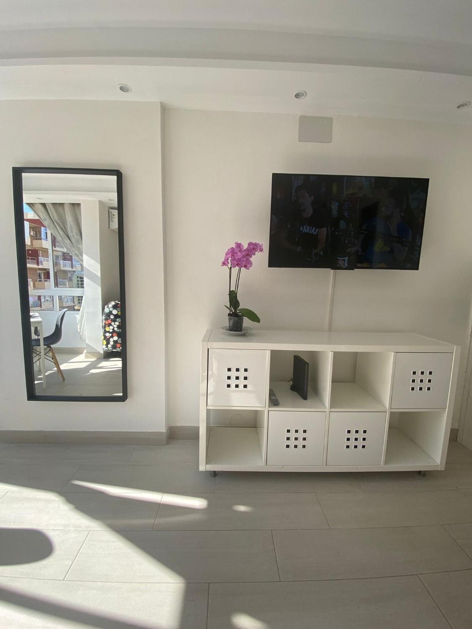 Loft Moderno - Vistas Mar Y Montana - Piscinas Apartamento Benalmádena Exterior foto